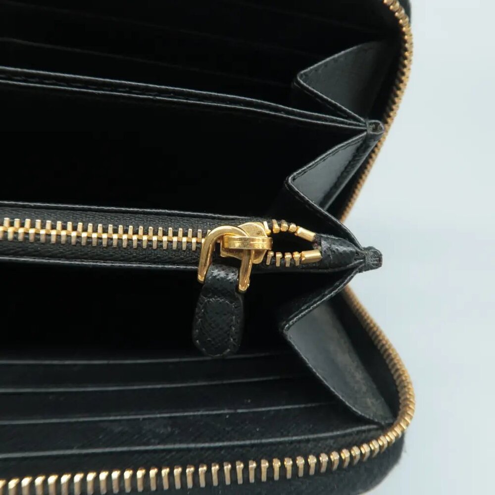 100% Authentic Prada Black Leather Wallet - Picture 9 of 12